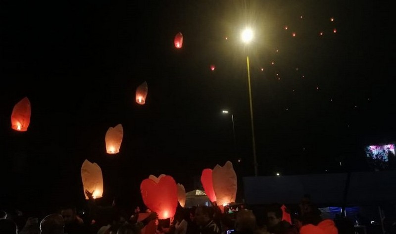 Zahle sky lanterns carry wishes to the heavens